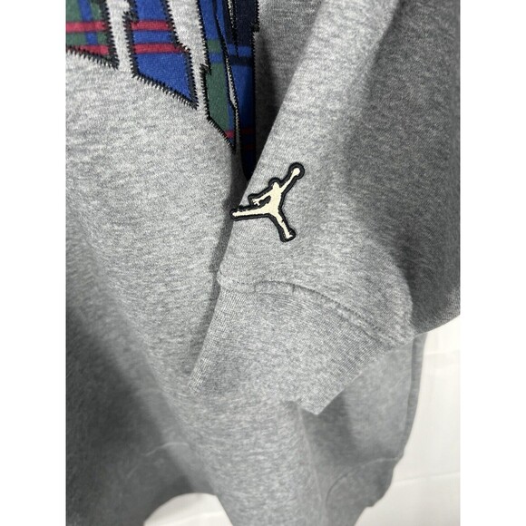 Jordan Sweater Adult Extra Large Gray Crew Neck Plaid Spell Out Pullover Mens XL - Picture 4 of 5